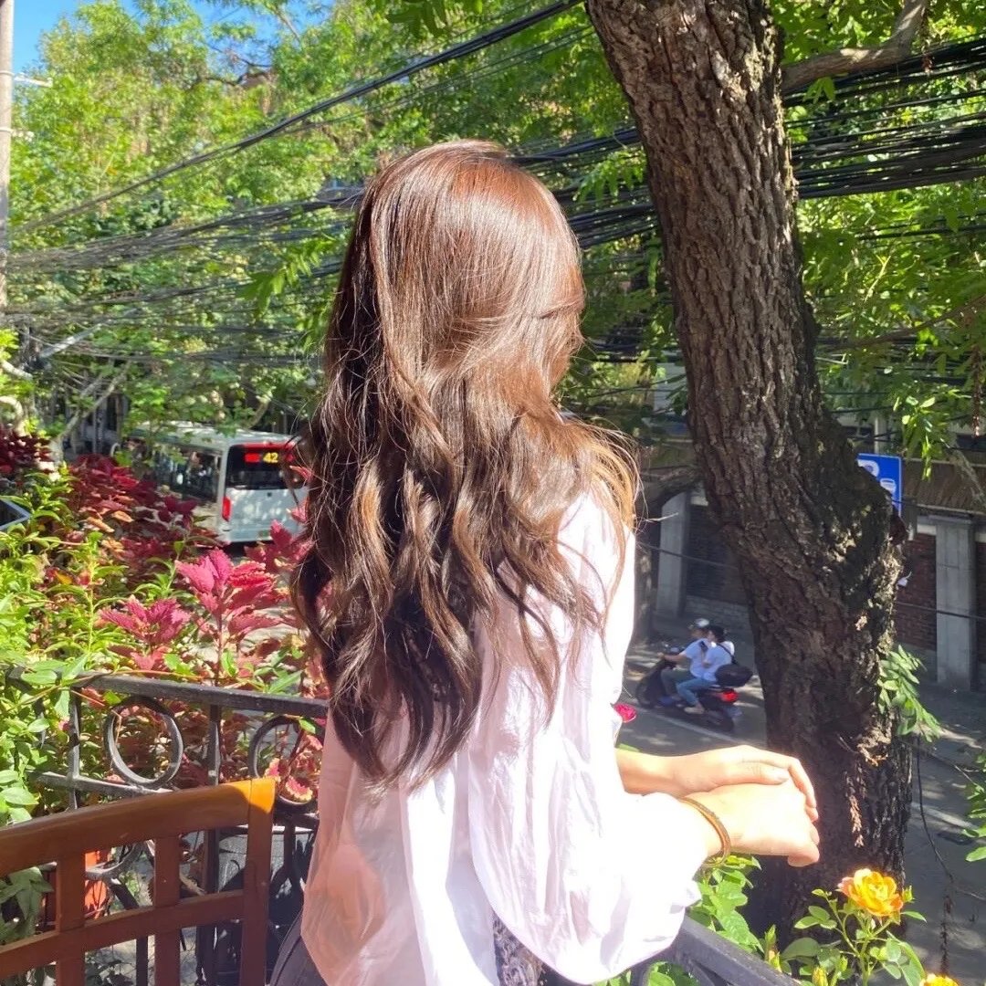 比基尼少女